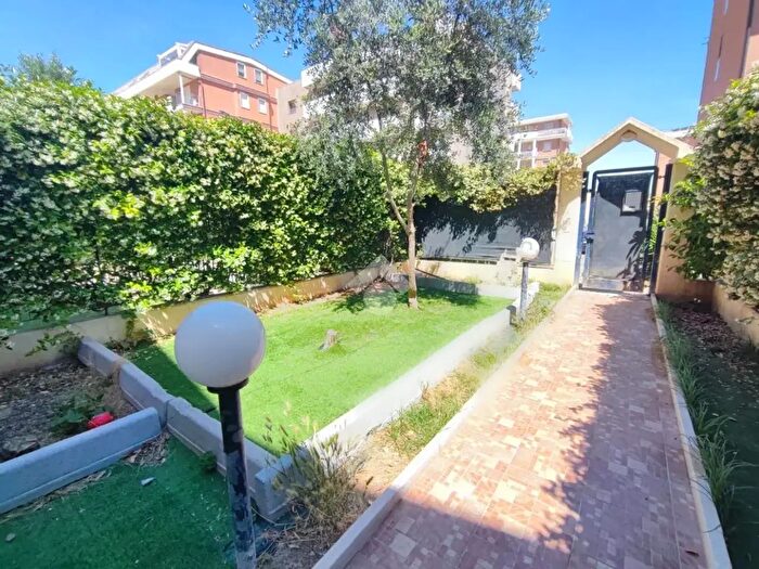 Casa con 5 locali in vendita in Via Giovanni Gentile, Foggia