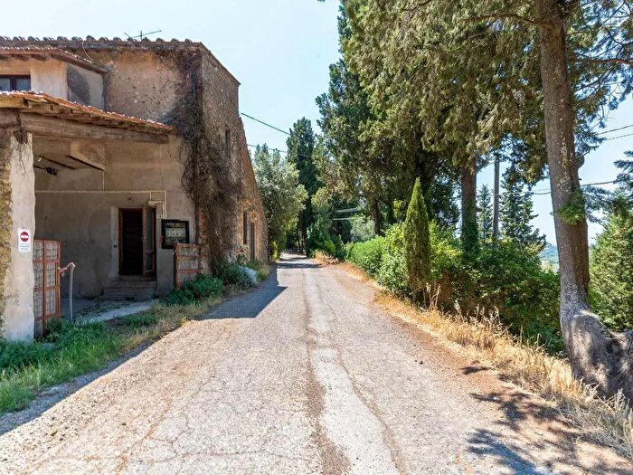 Casa quadrilocale in vendita in Castiglioni, Montespertoli