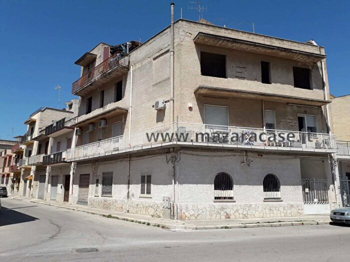 Appartamento con 7 locali in vendita in Mazara Del Vallo