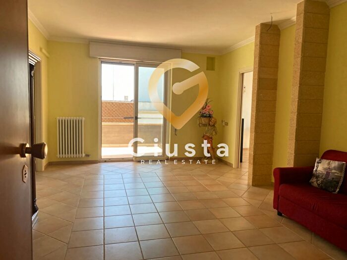 Appartamento quadrilocale in vendita in Via Vincenzo Gigante, Cellino San Marco