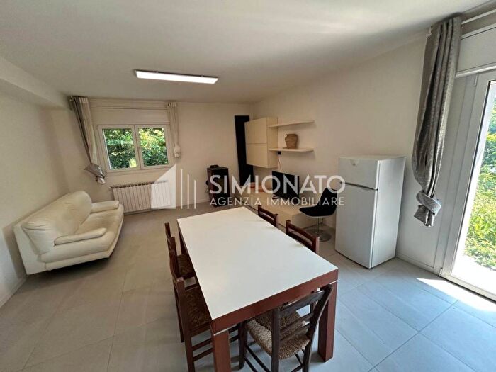 Casa trilocale in affitto in VIA BATTISTI, Olmo, Martellago