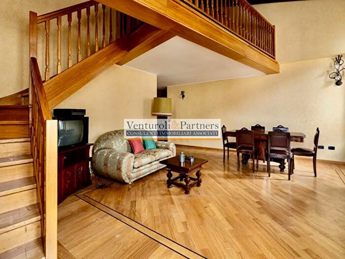 Appartamento trilocale in vendita in Piazza Duomo, Salo