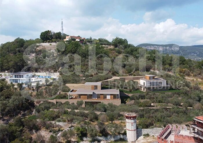 Casa con 5 locali in vendita in Via Belvedere, Finale Ligure