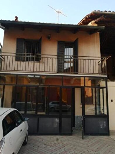 Casa bilocale in vendita in Via Roma i, Alice Castello