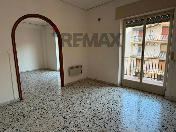 Appartamento con 6 locali in vendita in Via Quieta, Catania