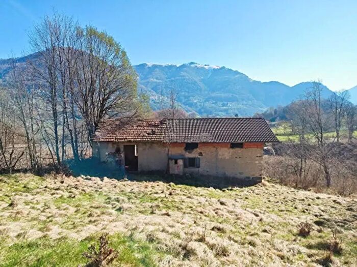 Casa con 6 locali in vendita in Via per Casasco, Centro Valle Intelvi