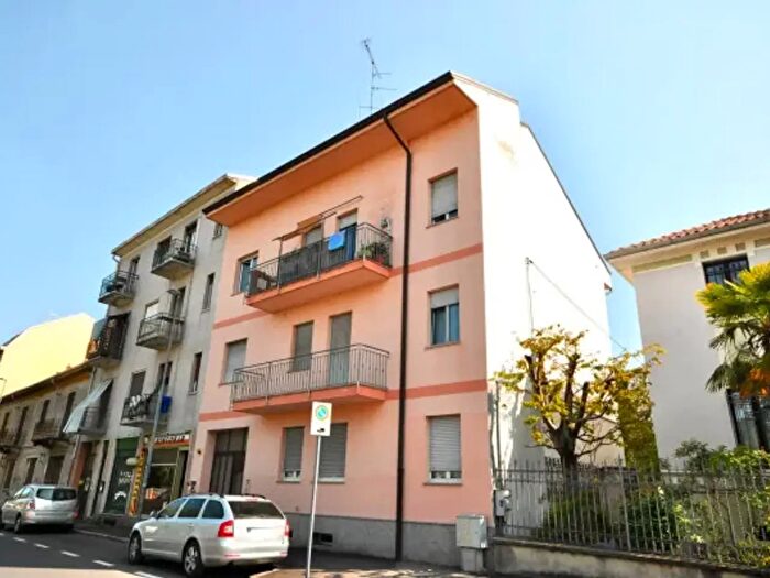 Appartamento bilocale in affitto in Via delle Rosette, Novara