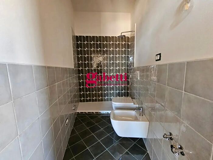 Appartamento trilocale in vendita in Firenze