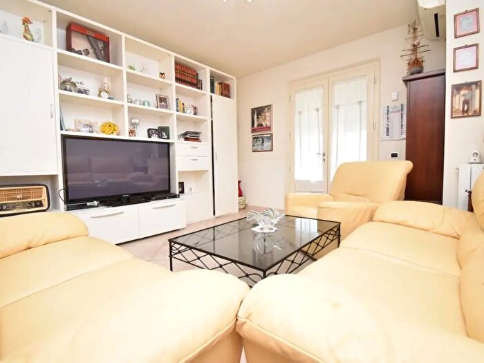 Appartamento quadrilocale in vendita in Camaiore