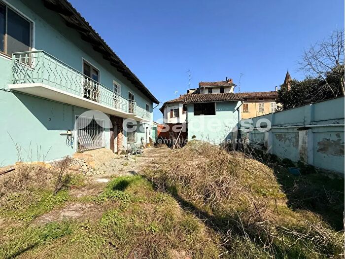 Casa con 6 locali in vendita in Corso dUca dAosta, Fontanetto Po