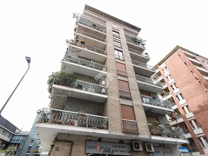 Appartamento monolocale in vendita in Via dei Transiti, Milano