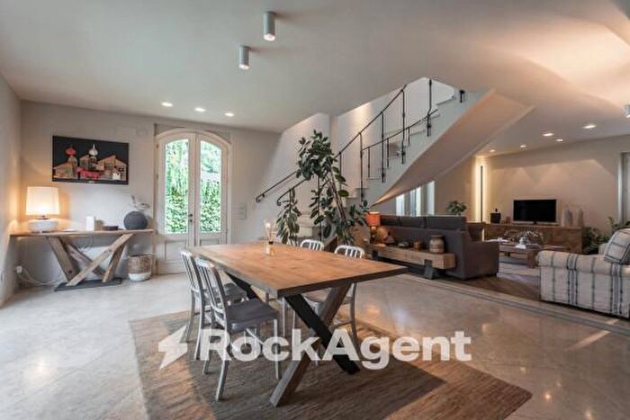 Casa con 5 locali in vendita in Via Capra, Osio Sopra