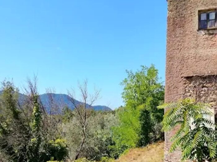 Casa trilocale in vendita in Via Giovanni Trossarelli, Genova