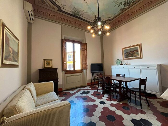Appartamento quadrilocale in affitto in Via Settembre, Leopoldo Vittorio Emanuele Statuto, Firenze