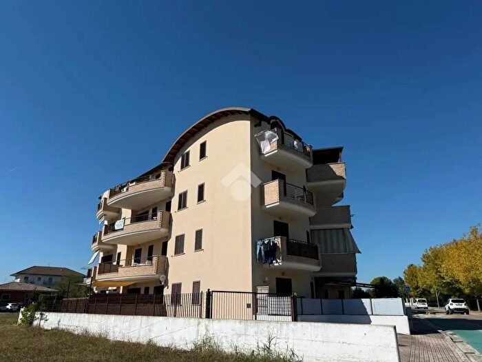 Appartamento trilocale in vendita in Via Giovanni Ventitreesimo, Corropoli