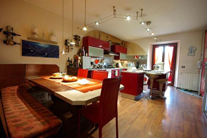 Appartamento con 5 locali in vendita in Via della Costituzione, Sansepolcro