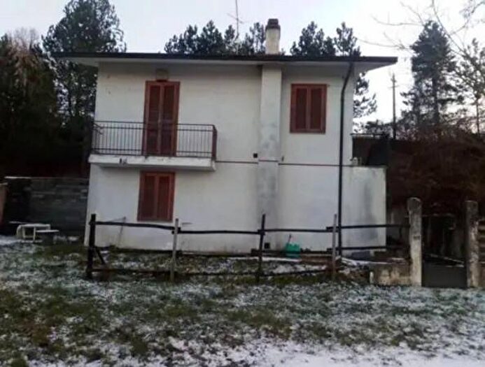 Casa con 6 locali in vendita in Via della Cappelletta, Val Di Nizza