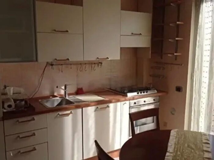 Appartamento bilocale in affitto in Via Fiumedinisi, Roma
