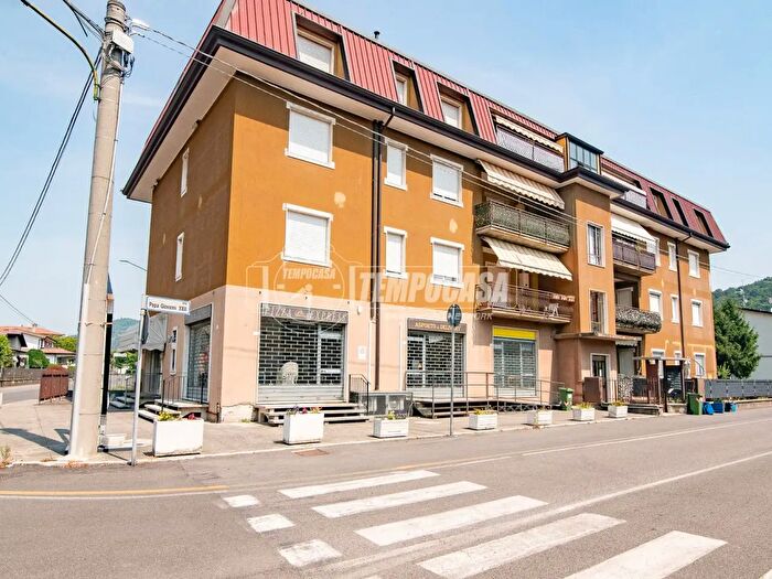 Appartamento trilocale in vendita in Coccaglio
