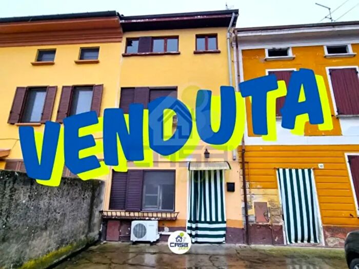 Casa trilocale in vendita in Frazione Guzzafame, Senna Lodigiana