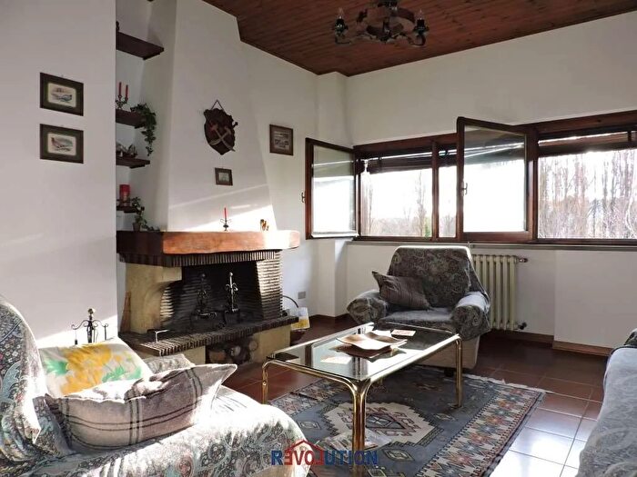 Appartamento quadrilocale in vendita in Via Rignaldello Città di Castello Pg Italia, Citta Di Castello