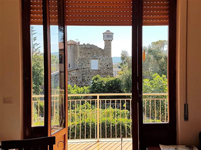 Appartamento quadrilocale in affitto in Via Gorizia, Centro, Santa Marinella