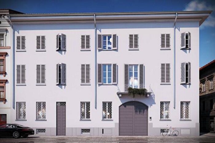 Appartamento bilocale in vendita in Via Tornielli, Novara