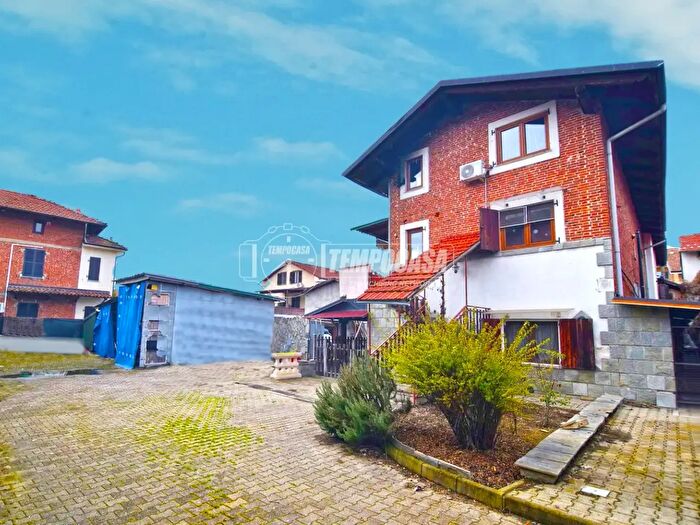 Case in Vendita e in Affitto - 3