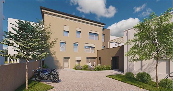 Appartamento con 7 locali in vendita in Treviso