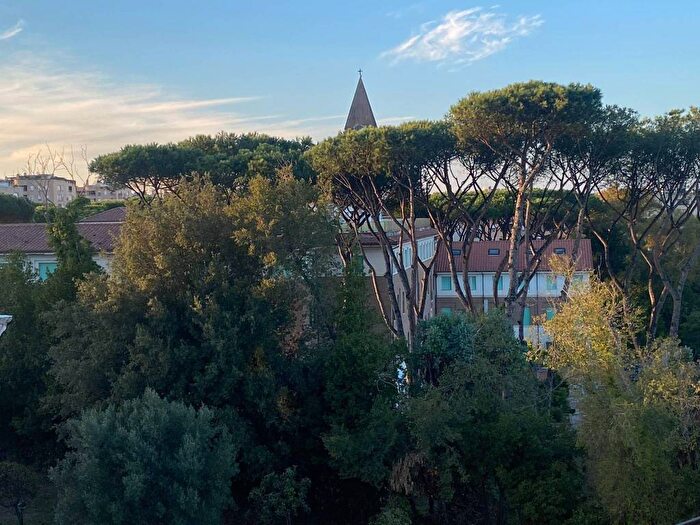 Casa bilocale in affitto in Via Michelangelo Peroglio, Mostacciano, Roma