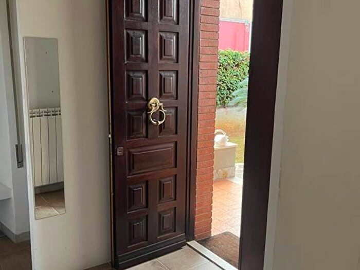 Appartamento trilocale in affitto in Via dei Gladioli, San Giacomo Santa Barbara, Nettuno