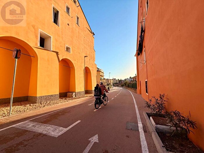 Appartamento bilocale in affitto in via mazzini, Porto Maurizio, Imperia