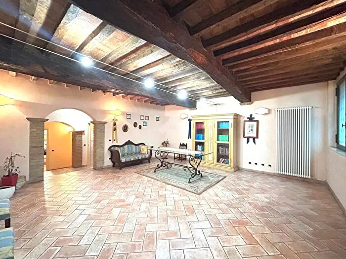 Appartamento trilocale in vendita in Via Case Grosse, Alseno