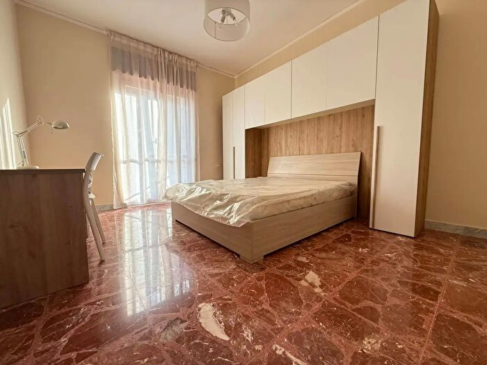 Appartamento trilocale in affitto in Via Ferrarecce, Caserta