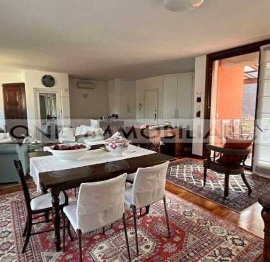 Appartamento quadrilocale in vendita in Via Carducci a, Salsomaggiore Terme