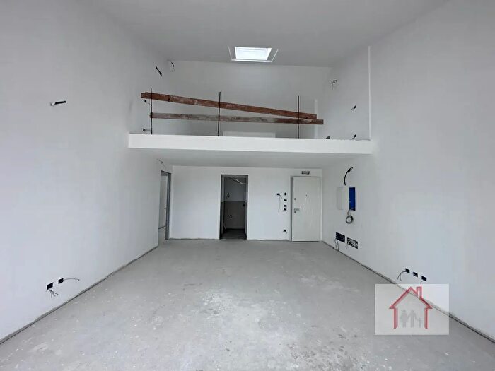 Appartamento quadrilocale in vendita in Giavera Del Montello