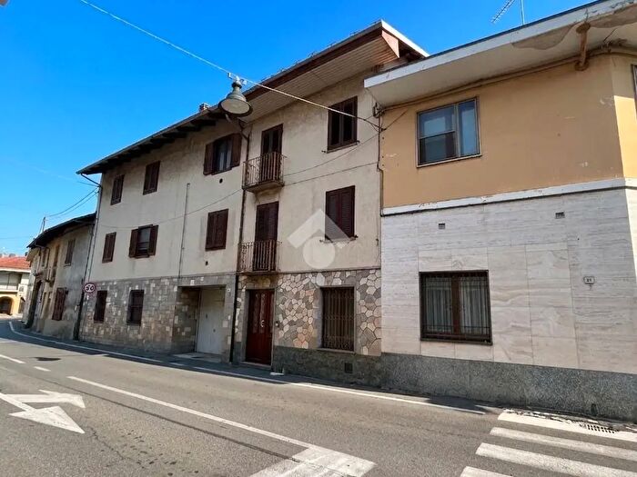 Casa con 7 locali in vendita in Via Domenico Valle, San Maurizio Canavese