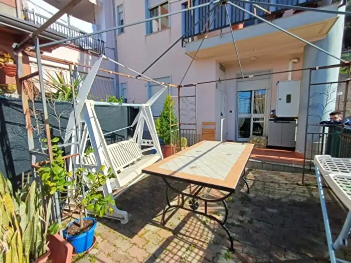 Appartamento quadrilocale in vendita in Via Nazionale, Piraino