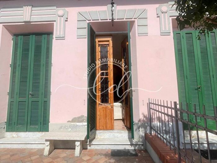 Casa con 5 locali in affitto in Marco Polo Don Bosco, Viareggio