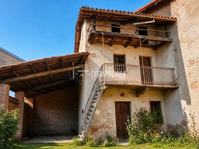 Casa bilocale in vendita in Salerano Canavese