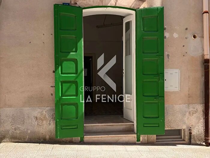 Casa bilocale in affitto in Vico II Paolotti, Martina Franca