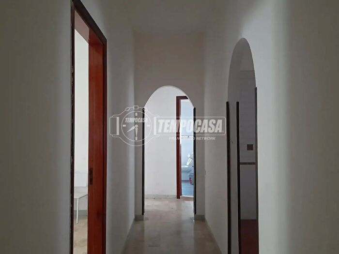 Appartamento trilocale in vendita in Via Pescara Vibo Marina, Vibo Valentia