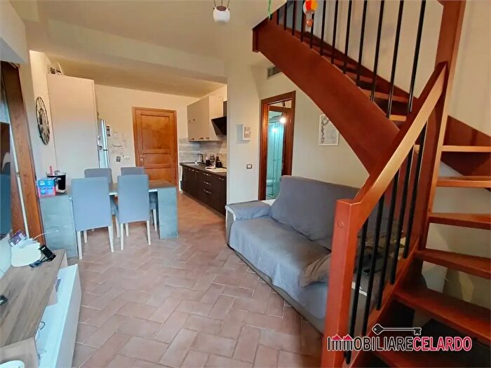 Appartamento trilocale in vendita in Monteriggioni