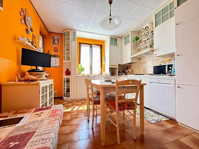 Appartamento trilocale in vendita in Via Ferravilla, Castelleone