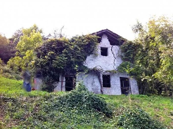 Casa trilocale in vendita in Gaverina Terme, Bianzano