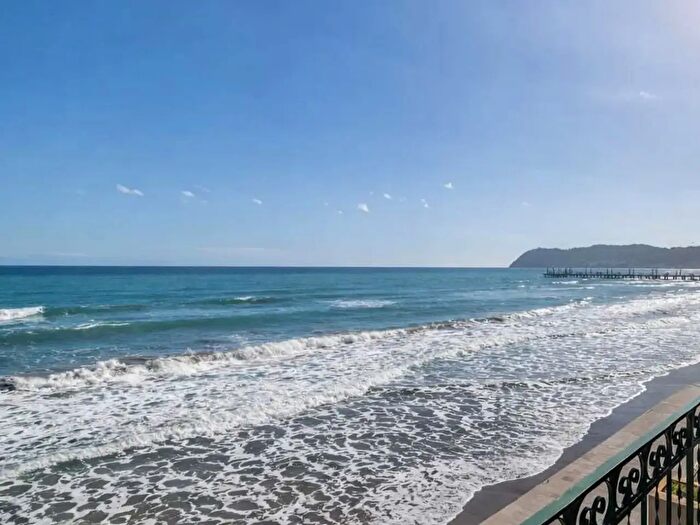 Appartamento quadrilocale in vendita in Alassio