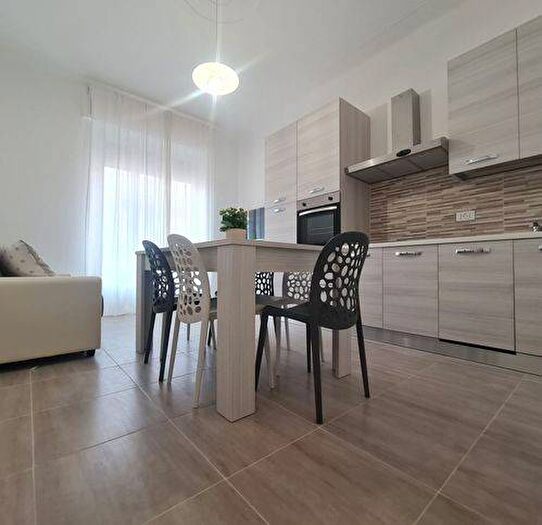 Appartamento trilocale in affitto in Porto Vecchio, Sanremo