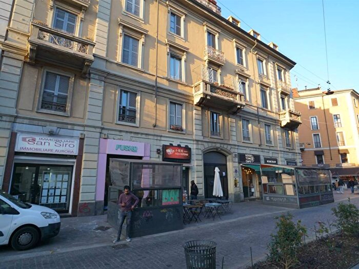 Appartamento trilocale in affitto in Via Paolo Sarpi, Paolo Sarpi, Milano