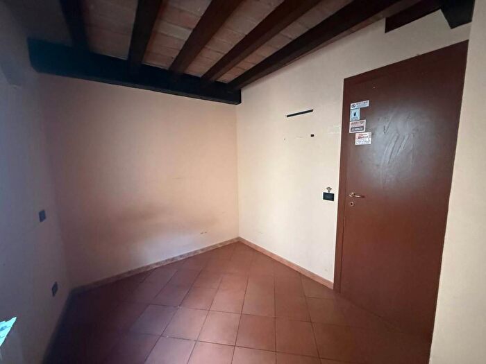 Appartamento trilocale in affitto in Corso Adriano, Centro Storico, Modena