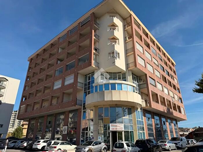 Appartamento quadrilocale in vendita in Via Pierre De Coubertin, Potenza